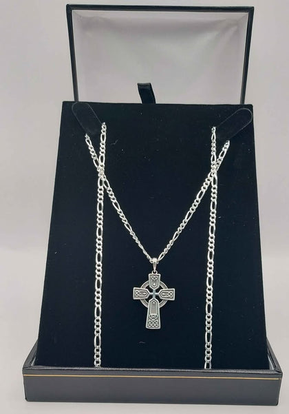 *BRAND NEW* 925 silver chain with celtic cross pendant Boxed 11.5g 24