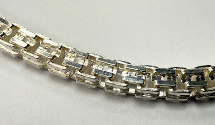 Brand new sterling silver chain 24