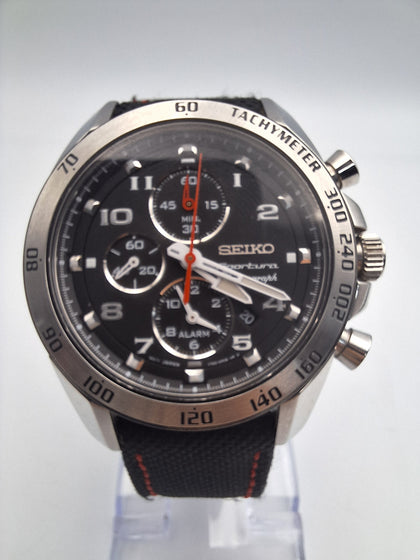 Seiko Sportura 7T62 Mens Quartz Chronograph Stainless steel watch with original box