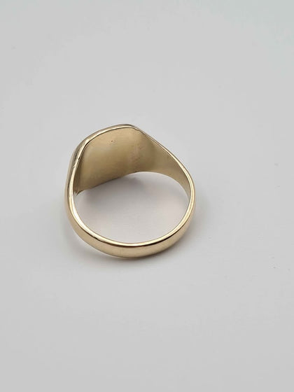 9ct Yellow Gold Signet Ring With Hallmarks - 6.75 Grams - Size T - Made In London