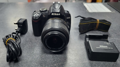 Nikon D3000 - Digital Camera - SLR - 10.2 MP - APS-C - 3x Optical Zoom AF-S DX 18-55mm Lens