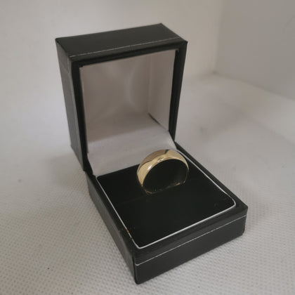 9K Solid Gold Ring, Hallmarked 375 & Tested, 5.43Grams, Size: P, Box Included.