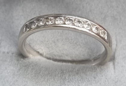 9ct White Gold Diamond Ring 
