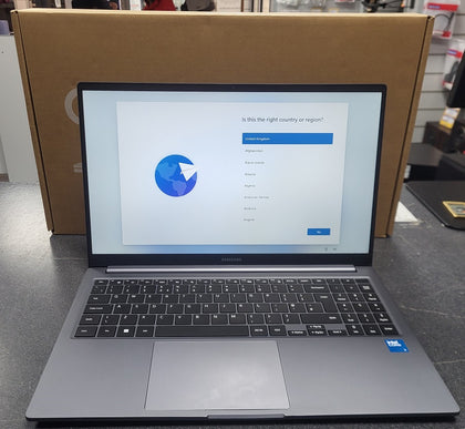 Samsung Galaxy Book4 - Core 5 120U - 8GB Ram - 256GB SSD - 15