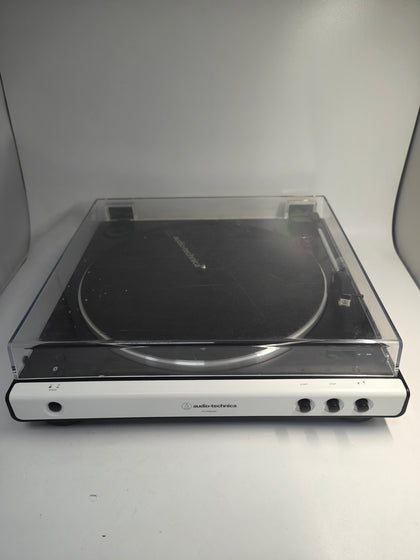 Audio Technica AT-LP60XBT Automatic Belt-Drive Turntable White