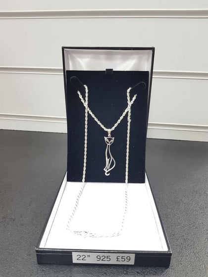 925 STERLING SILVER HALLMARKED, ROPE CHAIN WITH CAT PENDANT, 22