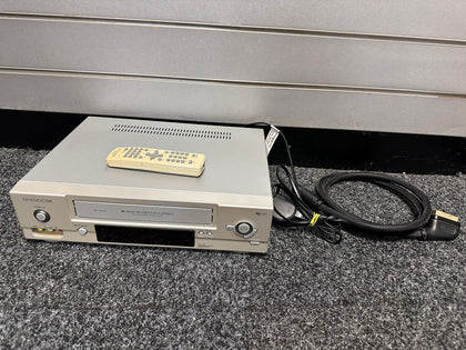DAEWOO SV-872P VHS Video Player Cassette Recorder NTSC Playback