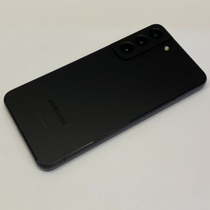 Samsung Galaxy S22 Unlocked Model SM-S901W 128GB in Phantom Black