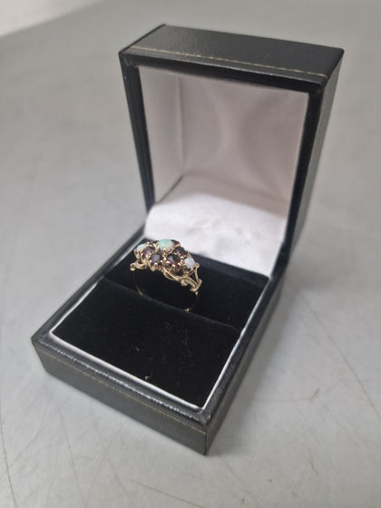 9ct Gold Ring 375 Size L 2.9G