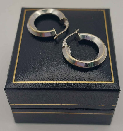 9ct white gold Hooped earrings 2.5g boxed & hallmarked
