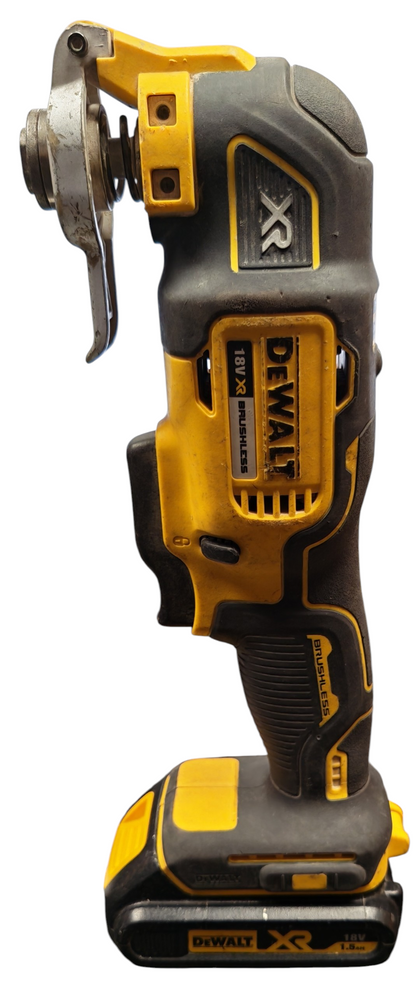 DeWalt DCS355 Multi Tool W/ 2 Batteries & Charger***Unboxed***