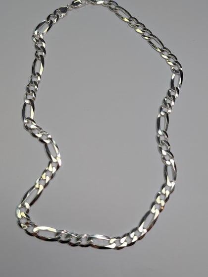 Brand new silver Figaro chain