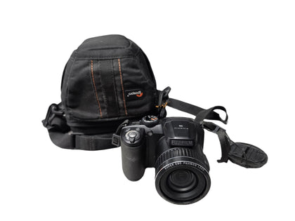 Fujifilm FinePix S6800 Digital Camera *Collection Only*
