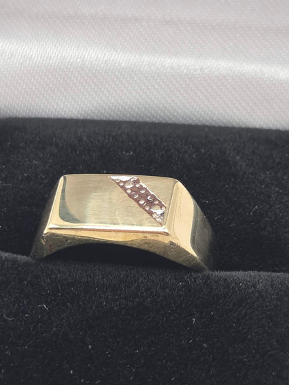 9ct full hallmarked diamond ring , 2.3 grams - size R