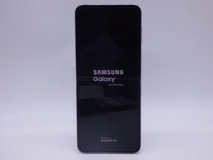 Samsung Galaxy Z Flip5, 256GB Android Smartphone, Unlocked 256GB Storage, Lavender.