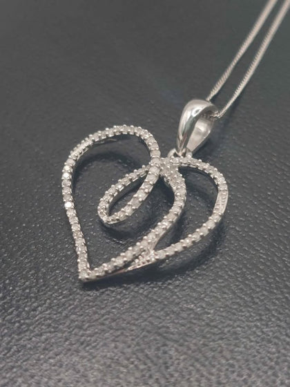 (9ct Hallmarked&Tested), White Gold Necklace With Heart Pendant, Weight: 2.3G, 18