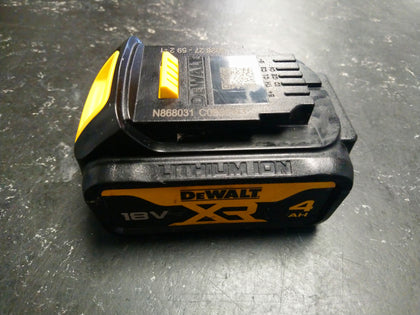 Dewalt dcb182 battery