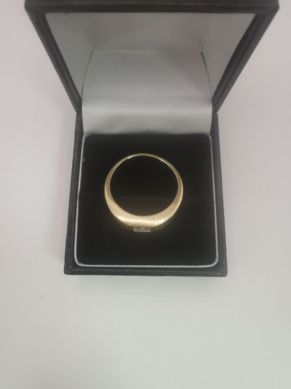 Hallmarked 9ct Yellow Gold Ring - Size S, Weight 5.67g