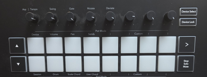 Novation Launchkey 25 Mk4 Midi Controller Keyboard