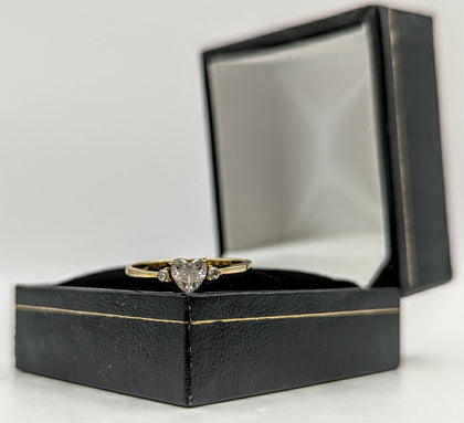 375 Hallmarked, Yellow Gold, Heart Shaped Stone on Thin Band, Engraved 'I Love You', Size N/6 1.15g