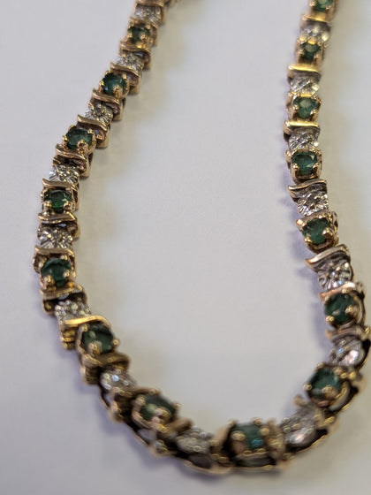 9ct Gold Diamond & Emerald Bracelet