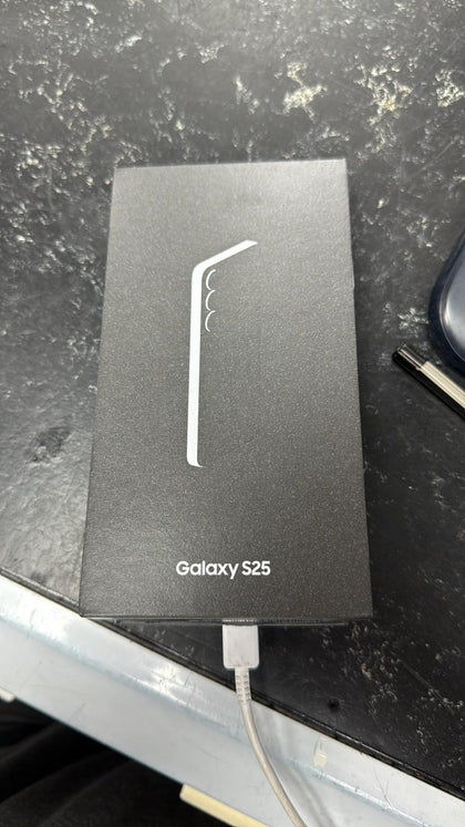 Samsung Galaxy S25 - 512 GB - silver shadow