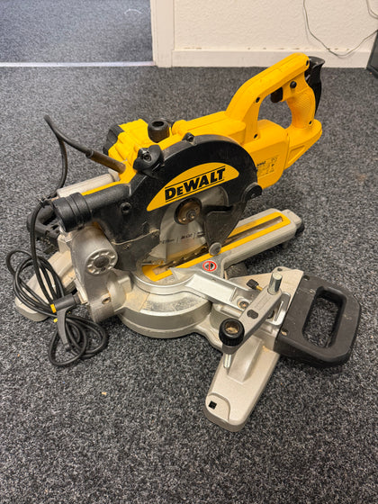 DeWalt DWS774 QS Mitre Saw
