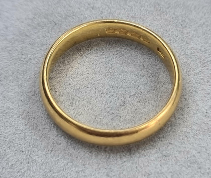 22ct GOLD RING G1/2