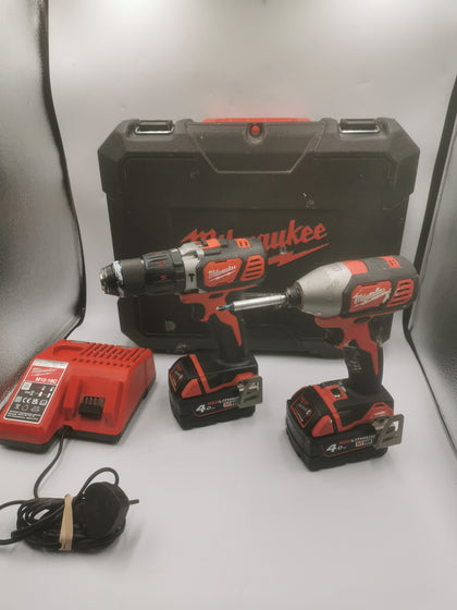 Milwaukee M18 BPP2Q 18V 2 x 4.0Ah Li-Ion RedLithium Cordless Twin Pack