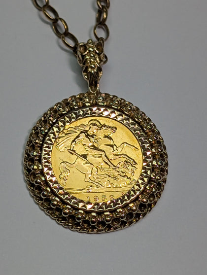 1982 HALF SOVEREIGN PENDANT WITH CHAIN