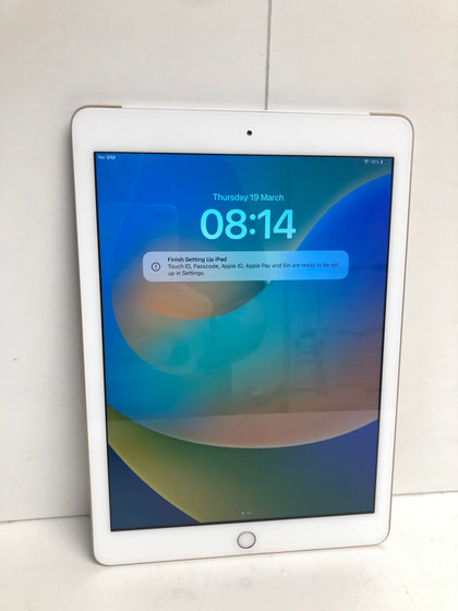 Apple iPad 5th Gen 32GB Cel/Wifi Gold 24 Month Warranty