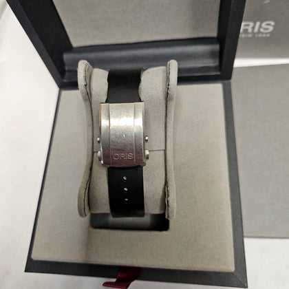 Oris Watch Aquis DateOris Aquis Date Automatic Watch - Black with rubber strap