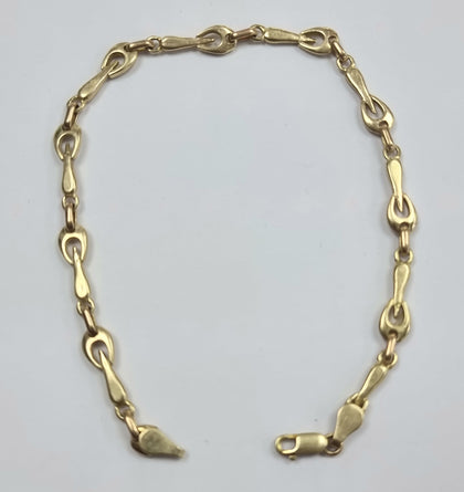 9ct Gold Fashion Bracelet 8