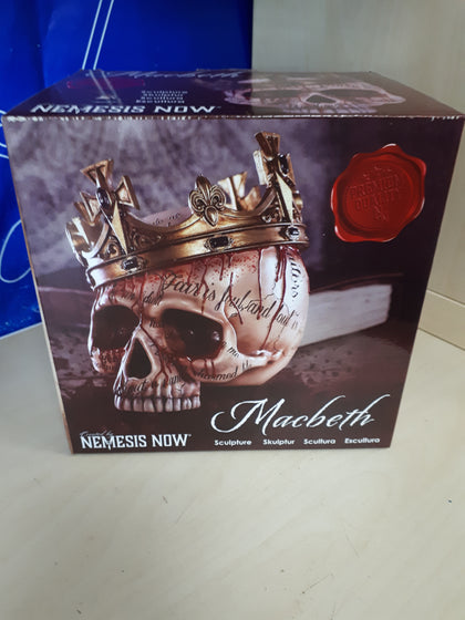 Macbeth Skull 15cm.