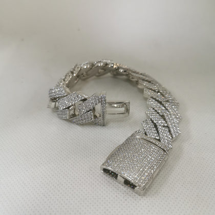 925 Silver Cuban Style Thick Bracelet, Cubic Zirconia Stones, 148.11Grams, 9