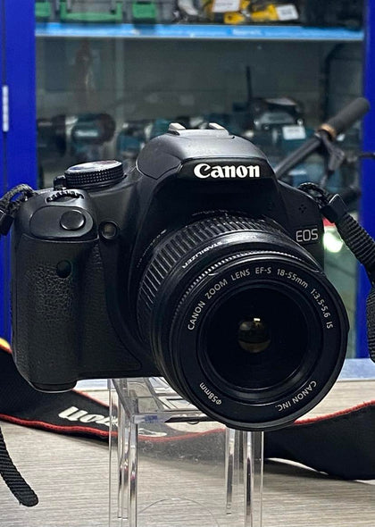 CANON 500D + Canon Zoom Lens EFS-S 18-55mm Lens