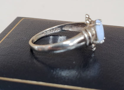 9ct Yellow Gold Ring With White Stone - 1.94G - Size P - Hallmarked