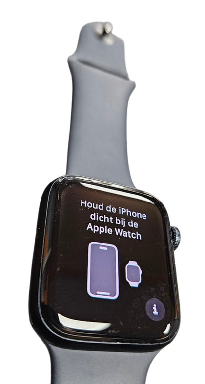 Apple Watch SE (2nd Gen) 44mm GPS - Unboxed