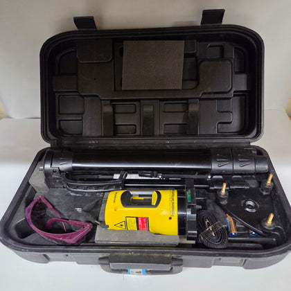 ** Tool Sale Collection Only ** Inventek Self Adjusting Laser Level With Tripod Model LD-Sl02 Boxed