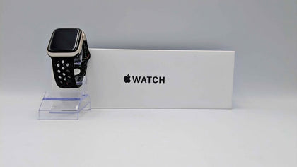 Apple Watch SE 3rd Gen (GPS), Starlight Aluminum, 40mm. *OPENED IN STORE*