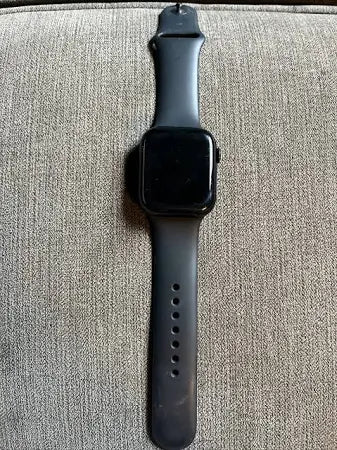 Apple watch Series 8 45mm