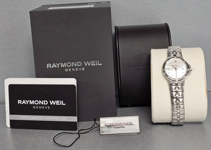 ***Sale***  Raymond Weil Parsifal 30mm Mother of Pearl Dial Quartz Watch ***Boxed with Cards***