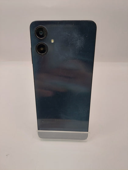 Samsung Galaxy A06 Dual Sim (4GB+64GB) Black Unlocked-scratches on back cover