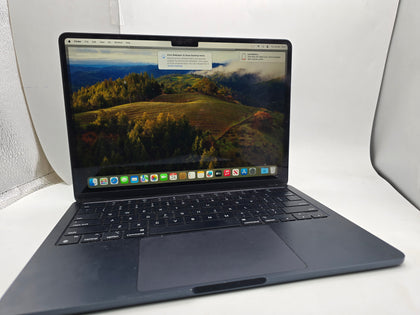 macbook air 2022 m2 chip 8gb 256gb ssd 13.6