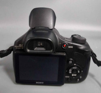 Sony Cyber-Shot DSC-HX350 20.4MP With Carry Bag and Tripod