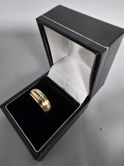 9CT Gold Ring 375 3.5G Size R DIA