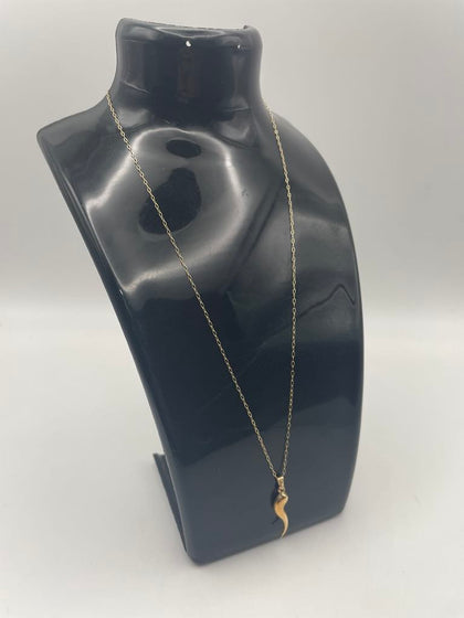 9ct gold chain & pendant