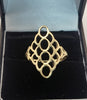 9CT - Yellow Gold Geometric Lattice Shield Ring - 1.87g - P