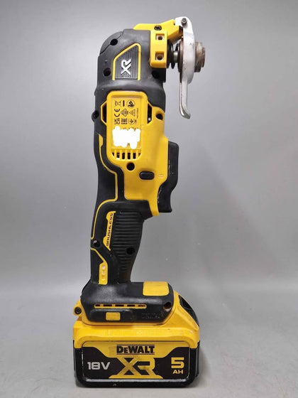 DEWALT DCS355N 18V XR Brushless Oscillating Multi Tool - With 1x 5.0Ah Battery