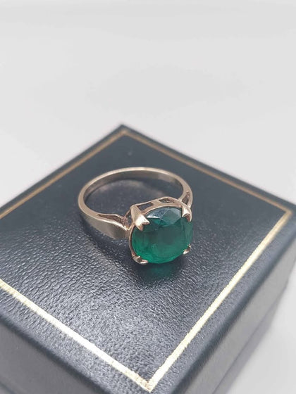 9K (375 Hallmarked & Tested), Gold Ring With Green Stone, Weight: 2.71G, Size: M